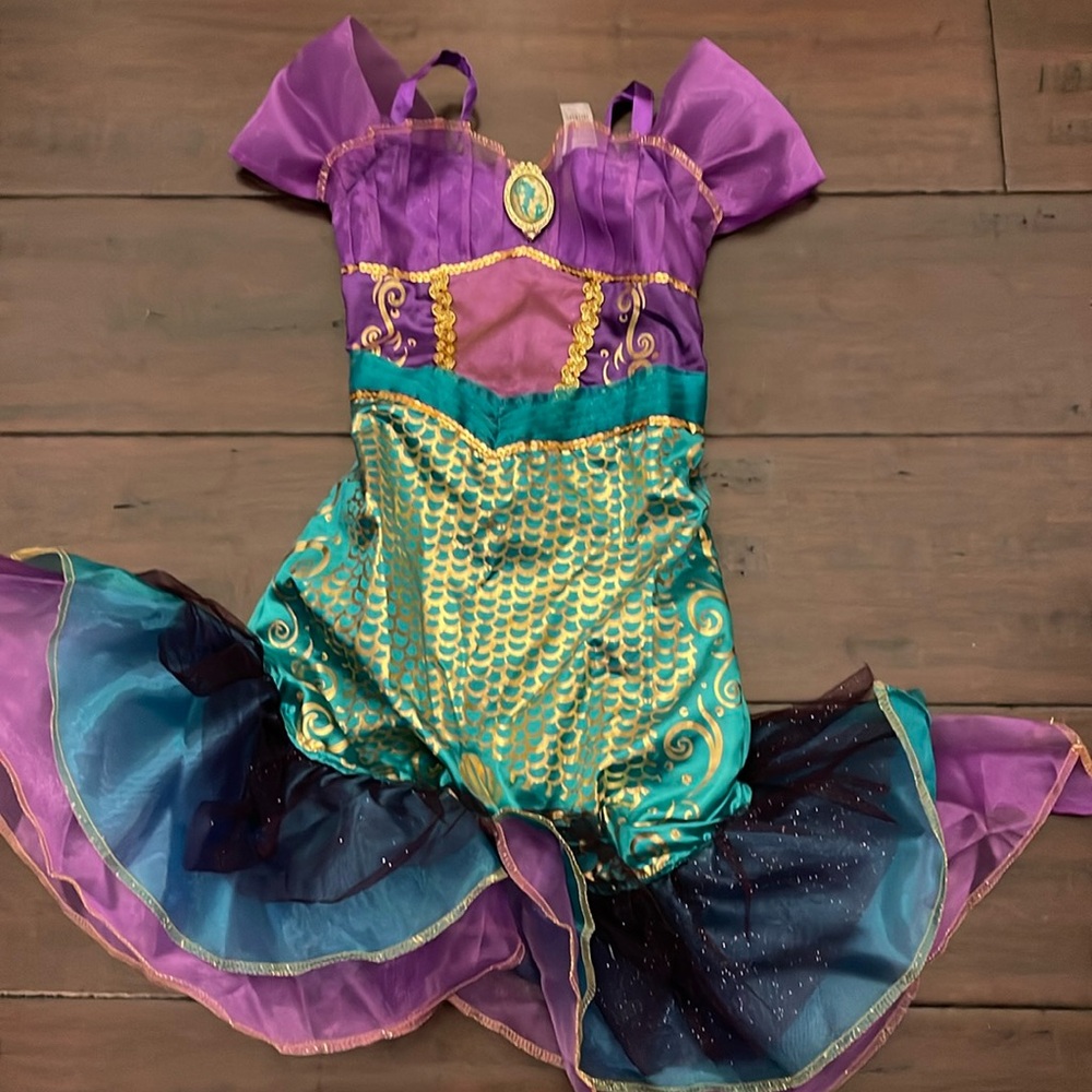 Little mermaid, little girl play costume Halloween dress